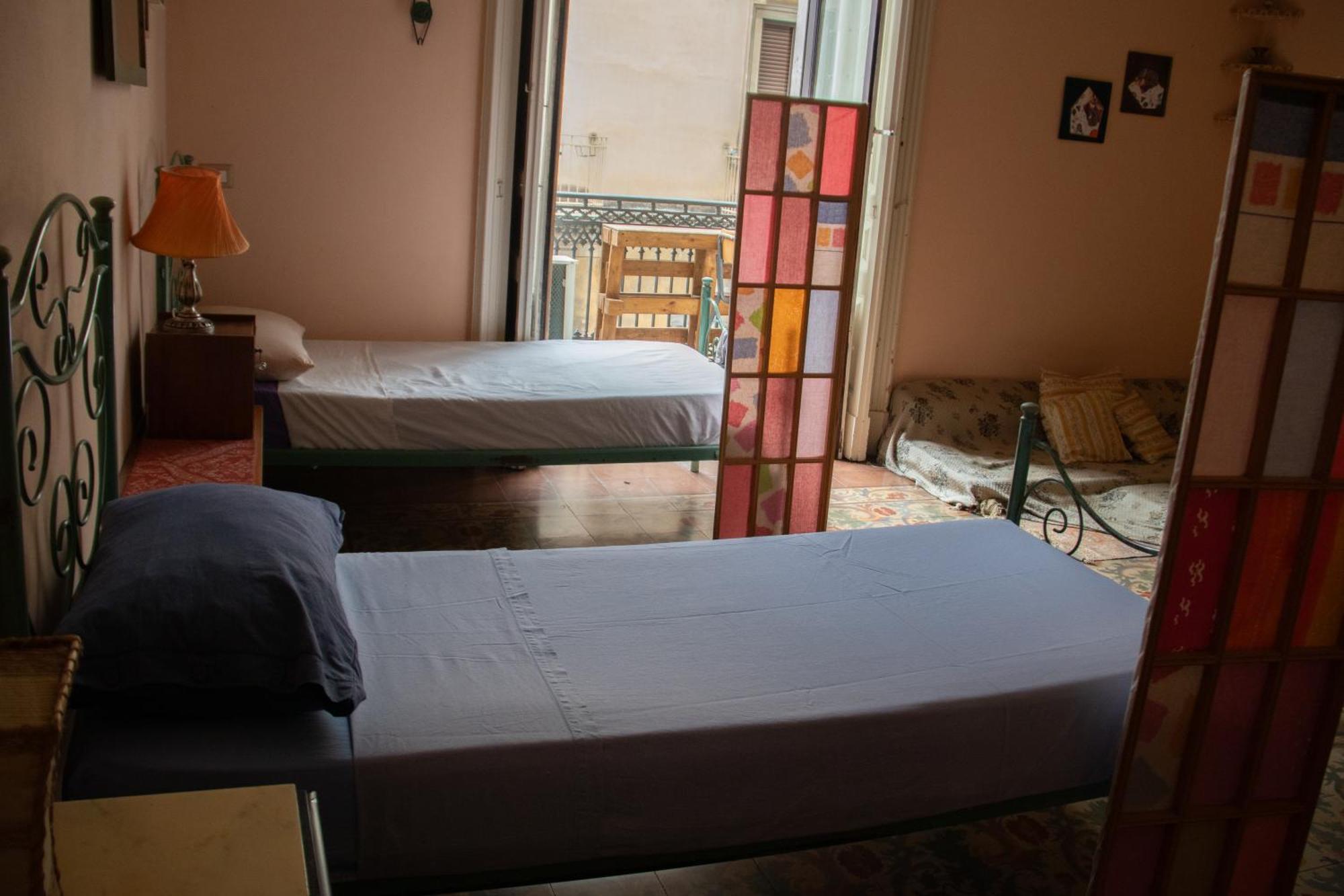 Casa Verdi - House Of Travelers Catane Extérieur photo