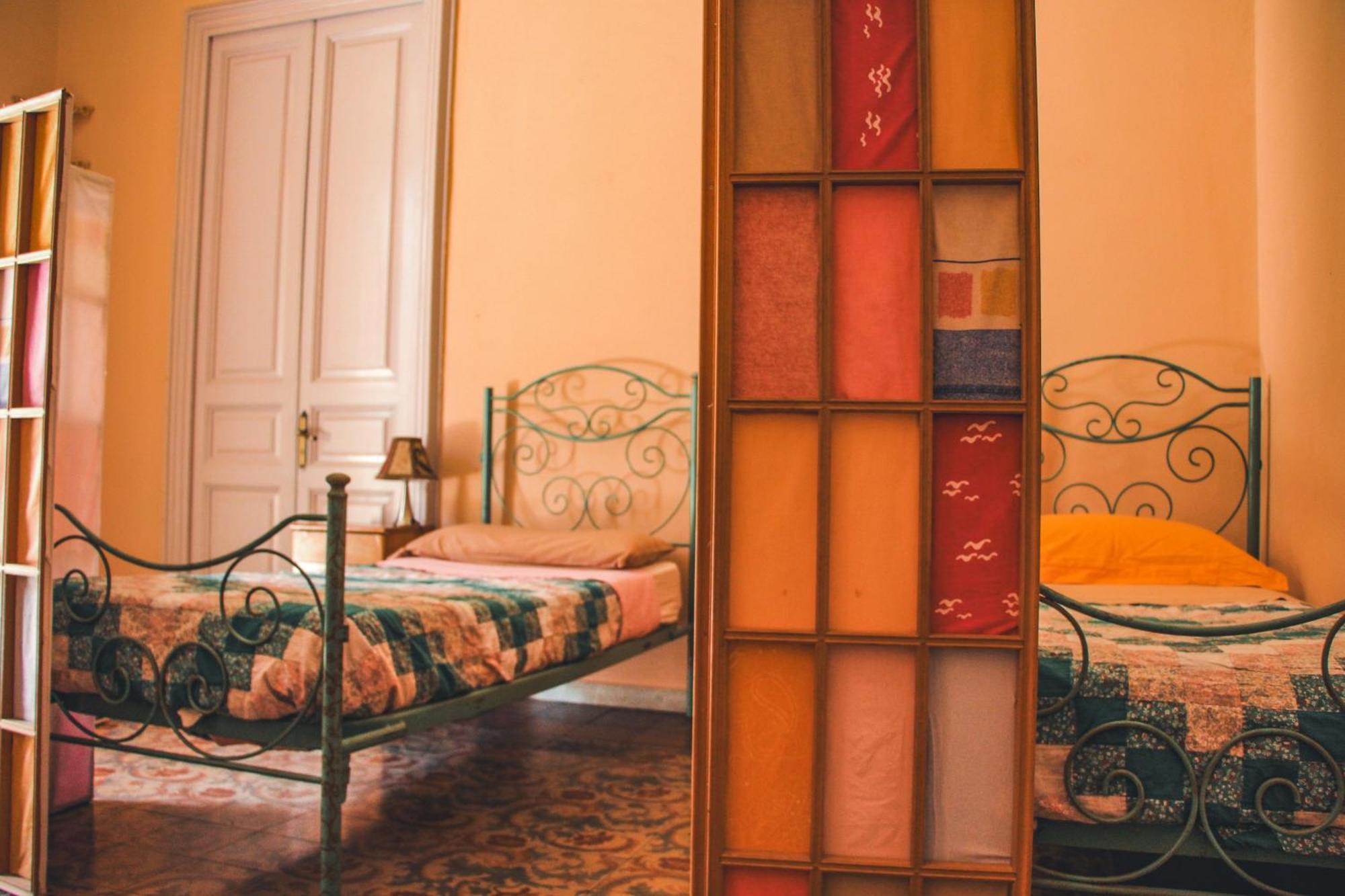 Casa Verdi - House Of Travelers Catane Extérieur photo